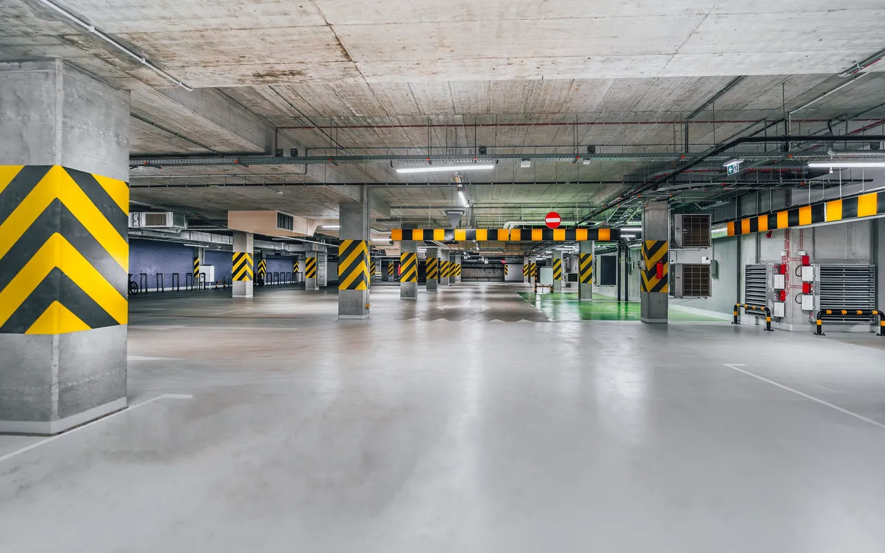 Epoxy & Polyaspartic Coatings service in Palm Coast